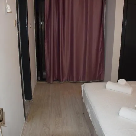 فندق Papillon Hotel 3*
